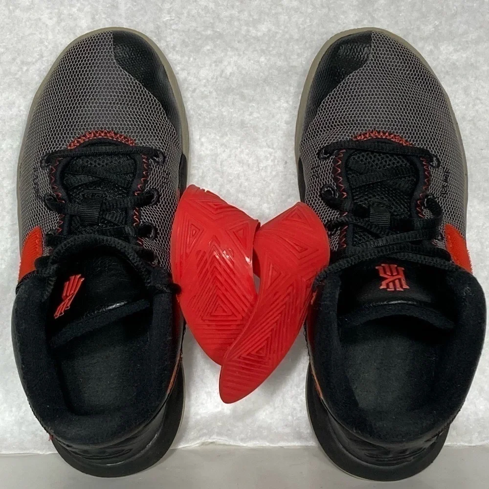 Nike Youth Kyrie Flytrap III RGS Red/Black Basketball Shoes Sneakers Size 2.5Y